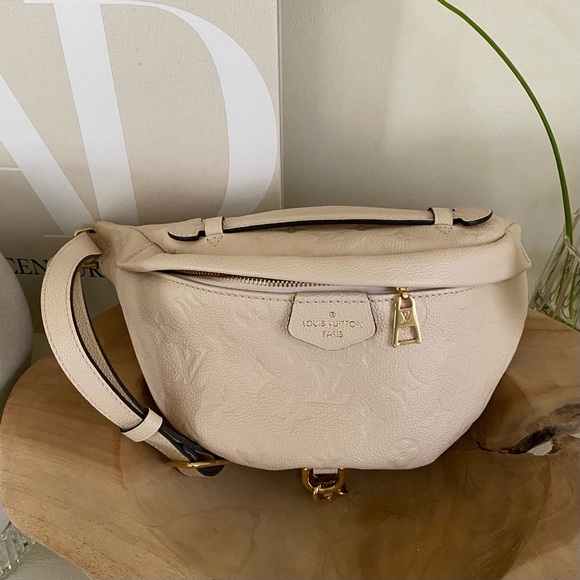 Louis Vuitton Empreinte BumBag Creme - Picture 1 of 8